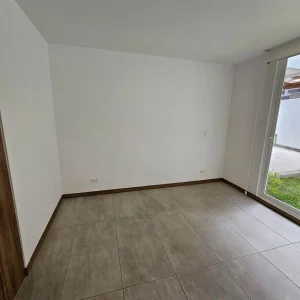 1565389068