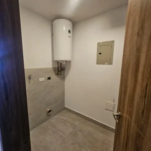 1565389079