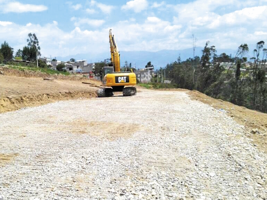 1_Mesa de trabajo 1-05